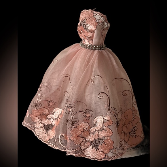 Elegant Pink Floral Doll Dress - Picture 4 of 7